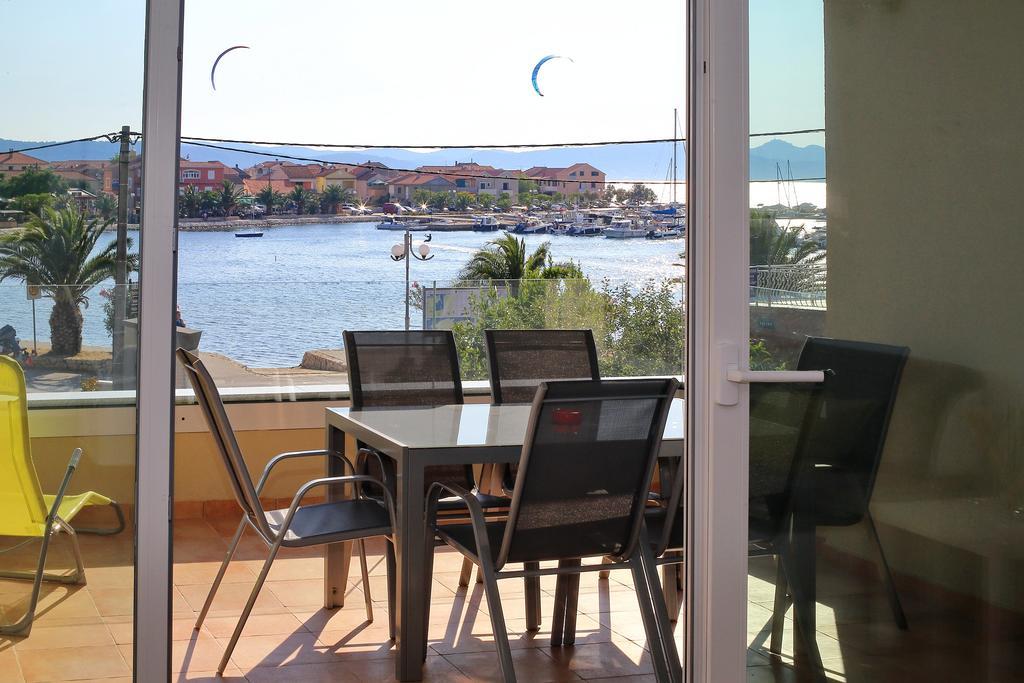 Luxury Apartments Sikiric With Fantastic View On The Sea 비빈제 외부 사진