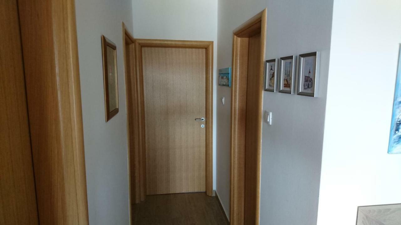 Luxury Apartments Sikiric With Fantastic View On The Sea 비빈제 외부 사진